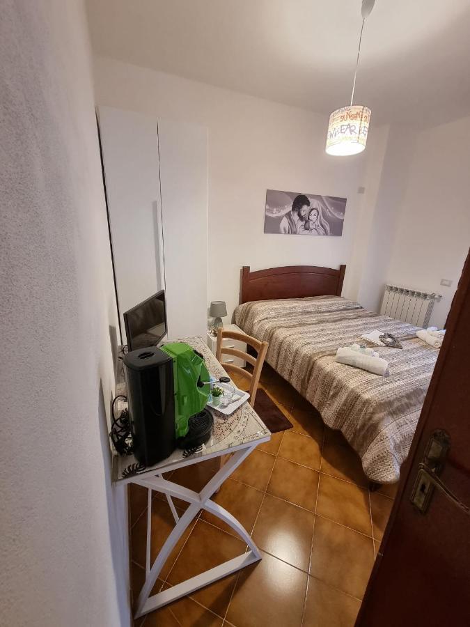 B&B Le Stanze Di Aurora Palermo Bagian luar foto