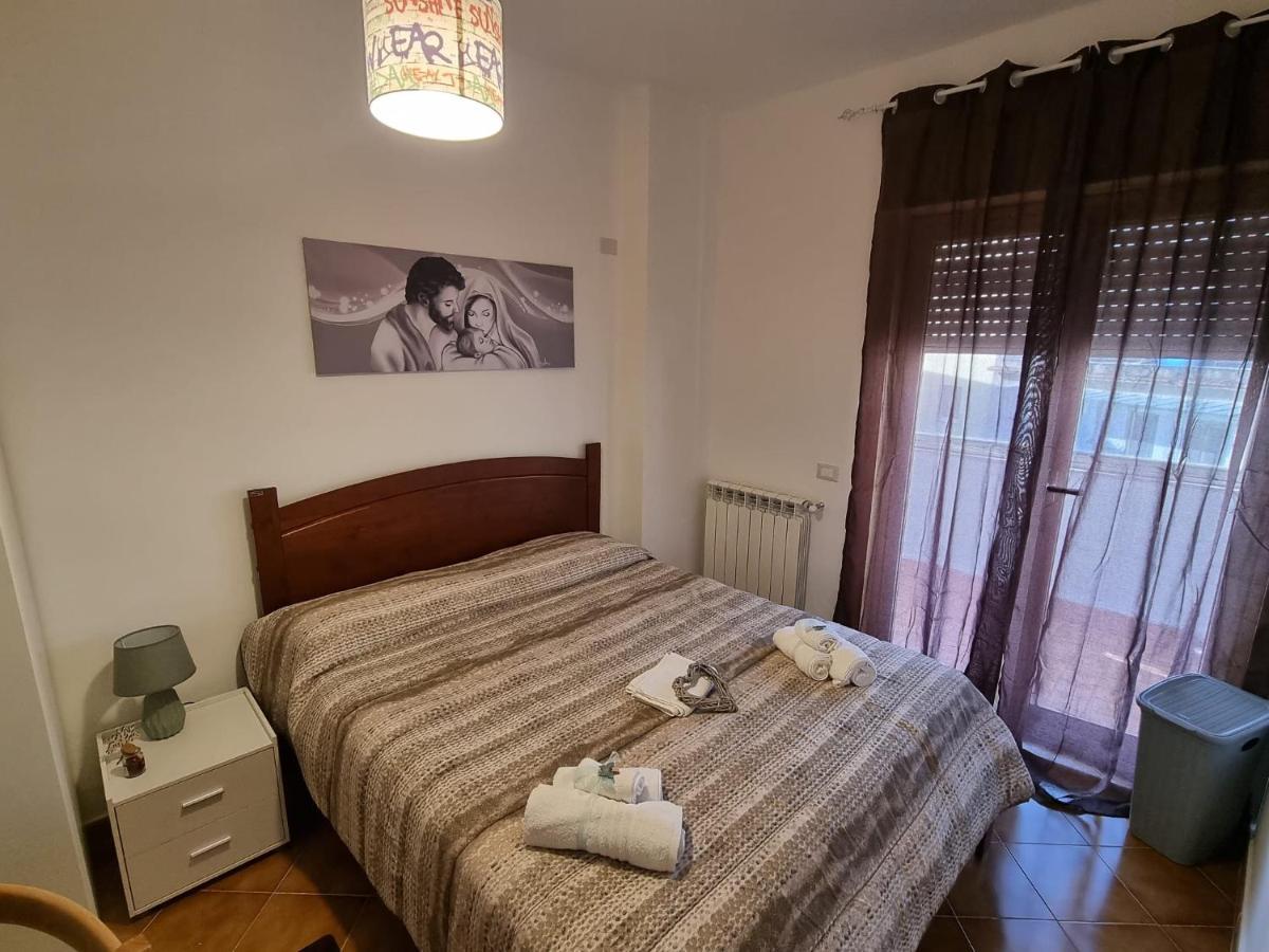 B&B Le Stanze Di Aurora Palermo Bagian luar foto