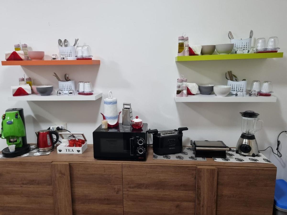 B&B Le Stanze Di Aurora Palermo Bagian luar foto