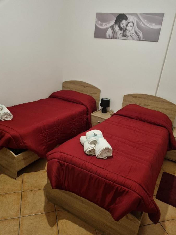 B&B Le Stanze Di Aurora Palermo Bagian luar foto
