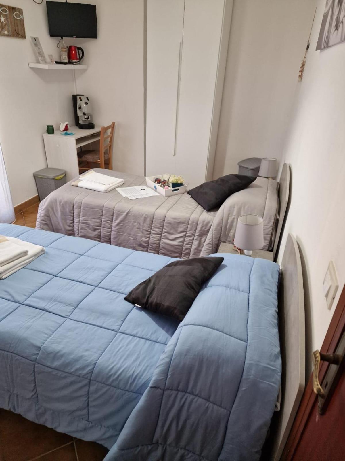 B&B Le Stanze Di Aurora Palermo Bagian luar foto