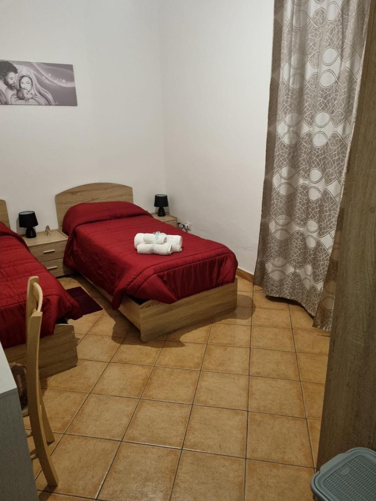 B&B Le Stanze Di Aurora Palermo Bagian luar foto