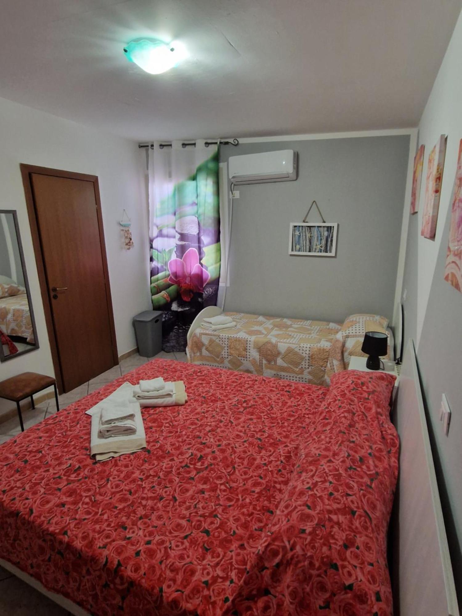 B&B Le Stanze Di Aurora Palermo Bagian luar foto