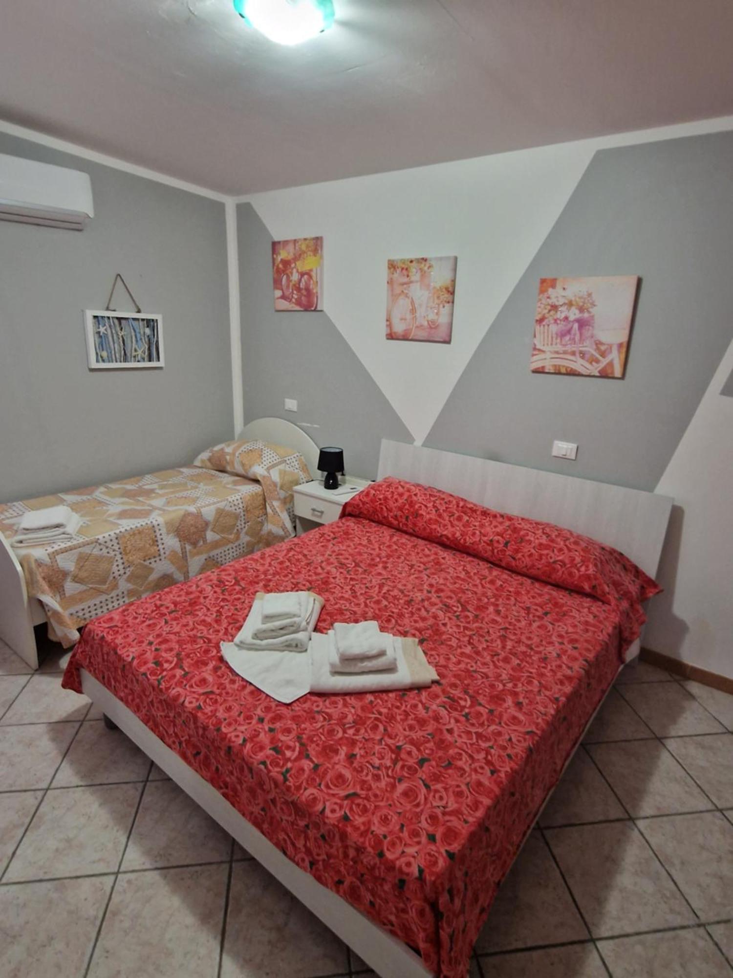 B&B Le Stanze Di Aurora Palermo Bagian luar foto