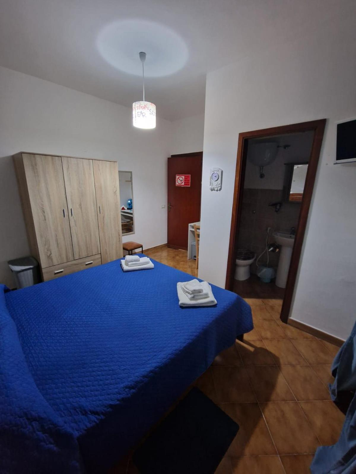 B&B Le Stanze Di Aurora Palermo Bagian luar foto