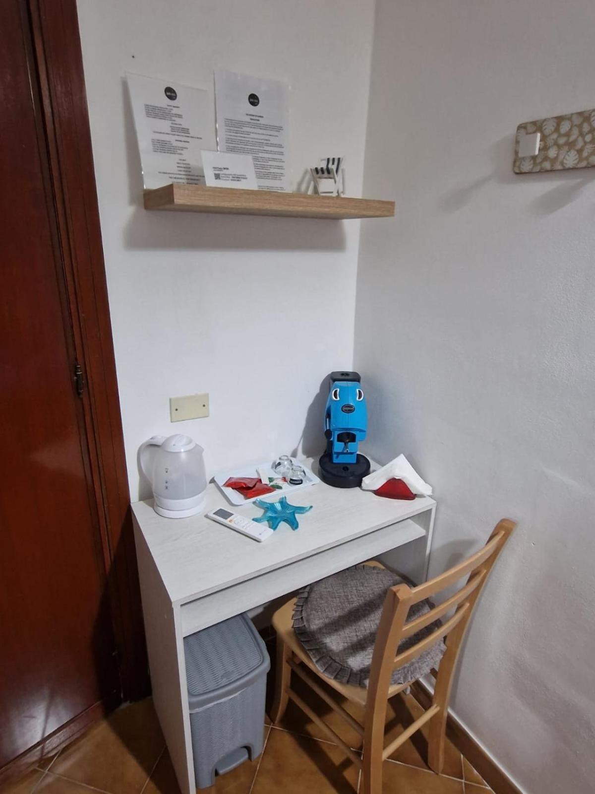 B&B Le Stanze Di Aurora Palermo Bagian luar foto